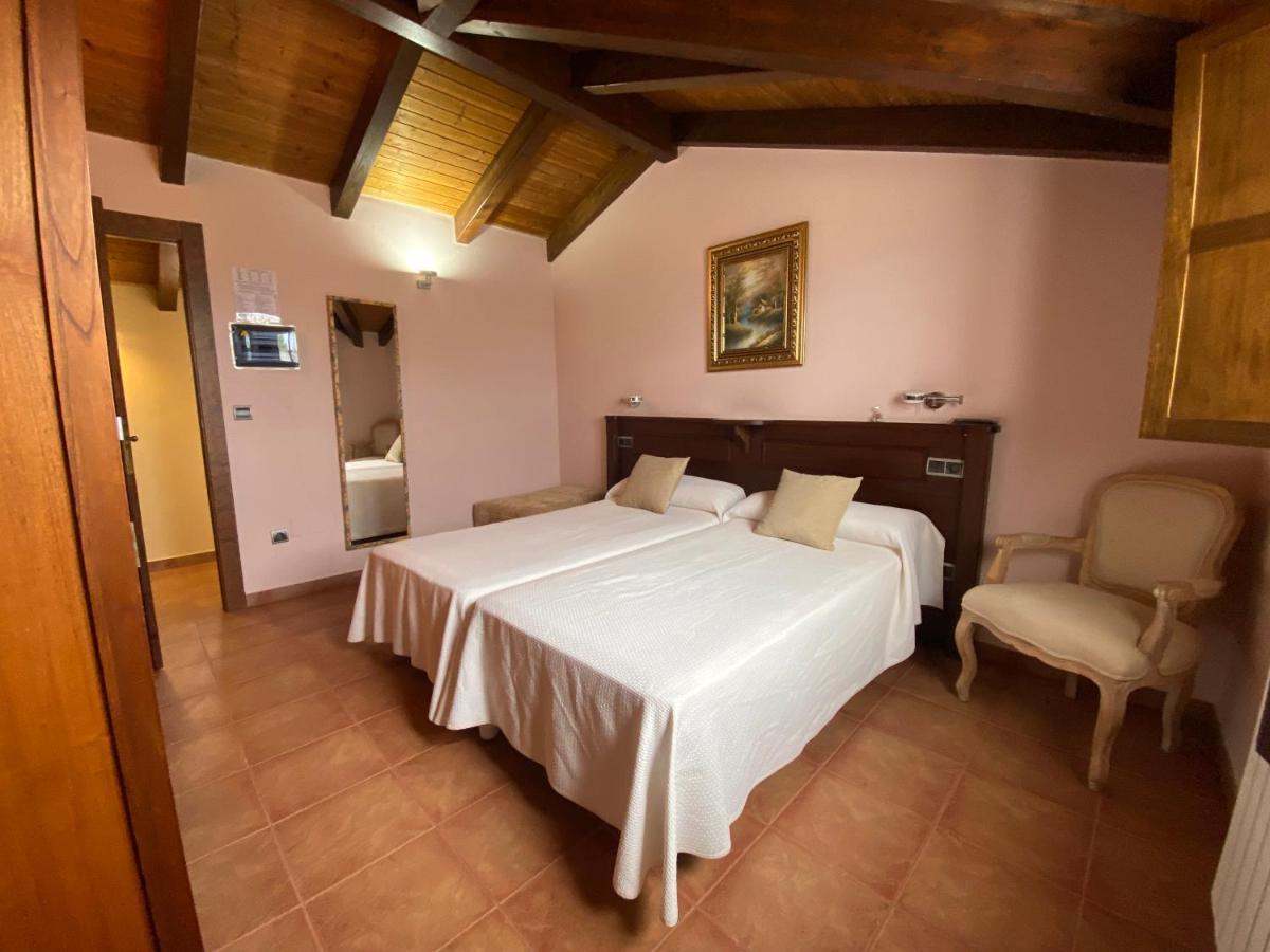 Santa Colomba de las Arrimadas Hotel Rural Monasterio De Ara Mada מראה חיצוני תמונה