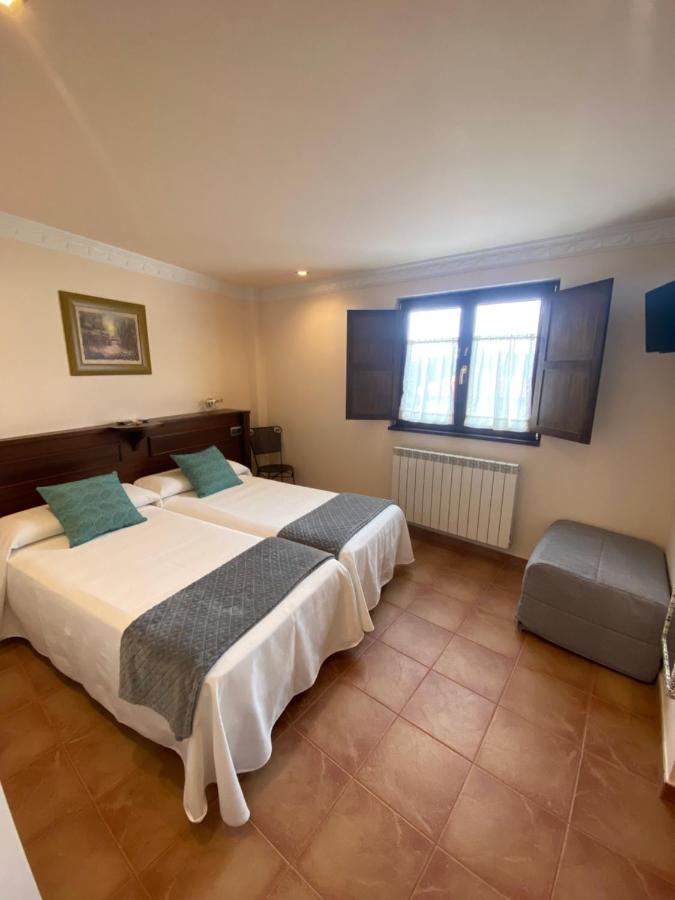 Santa Colomba de las Arrimadas Hotel Rural Monasterio De Ara Mada מראה חיצוני תמונה