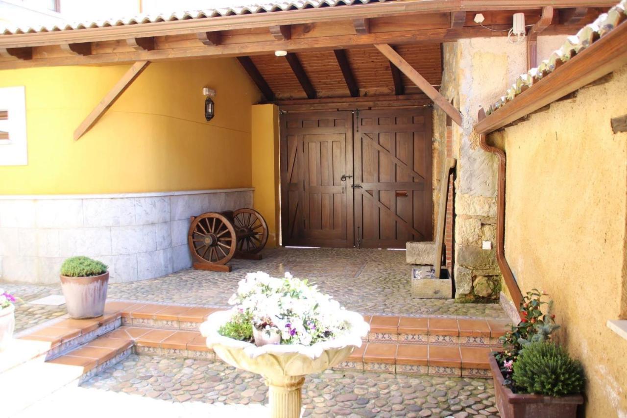 Santa Colomba de las Arrimadas Hotel Rural Monasterio De Ara Mada מראה חיצוני תמונה