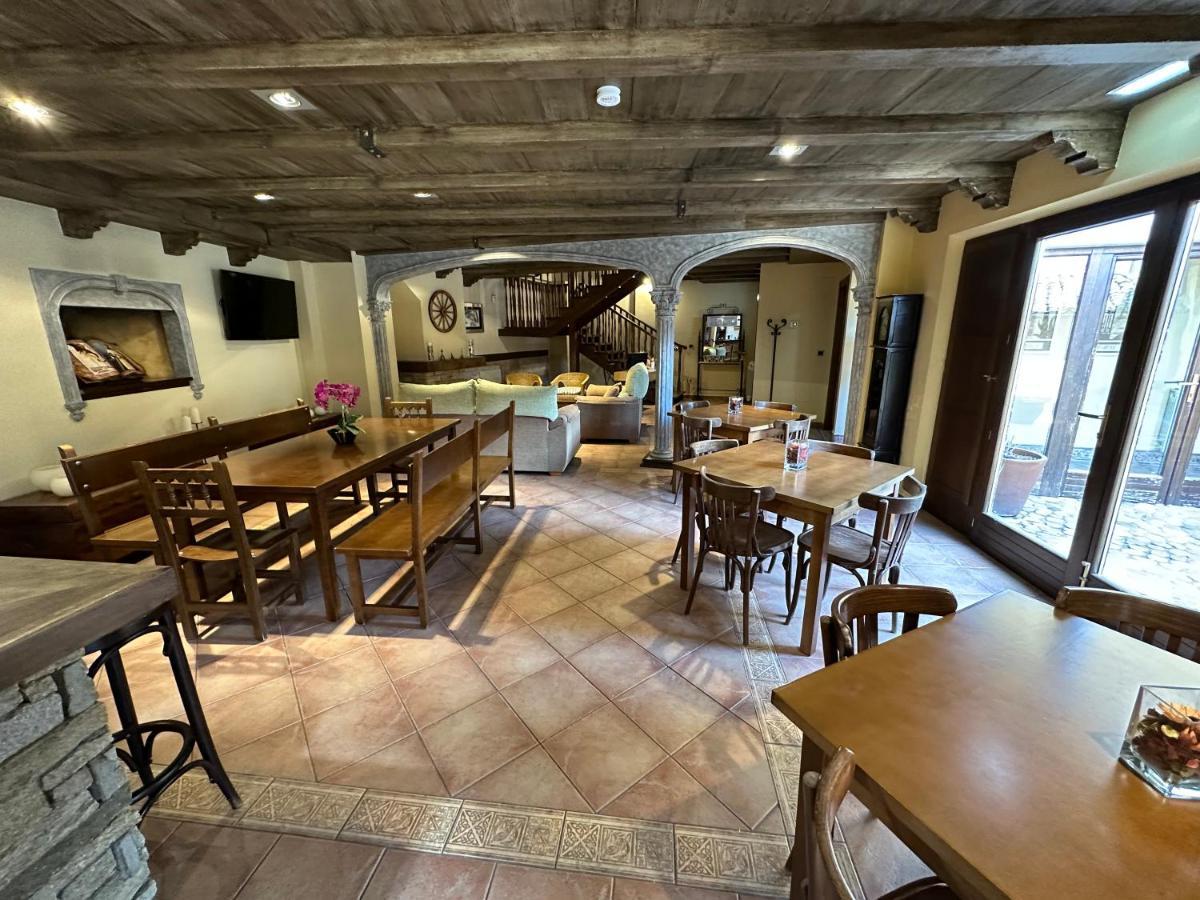 Santa Colomba de las Arrimadas Hotel Rural Monasterio De Ara Mada מראה חיצוני תמונה