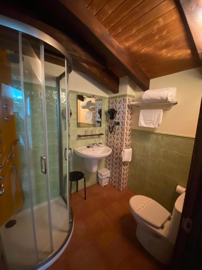 Santa Colomba de las Arrimadas Hotel Rural Monasterio De Ara Mada מראה חיצוני תמונה