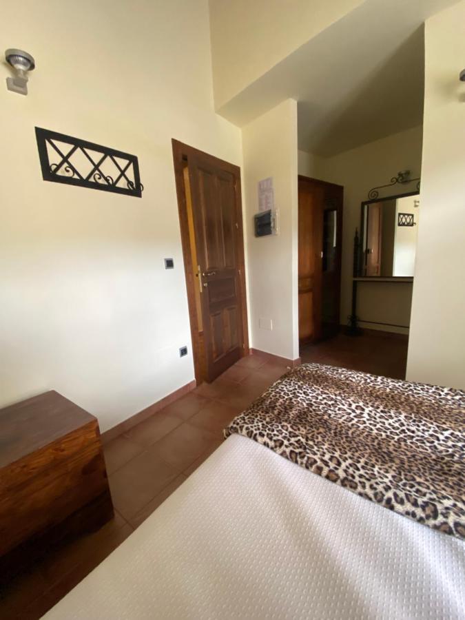 Santa Colomba de las Arrimadas Hotel Rural Monasterio De Ara Mada מראה חיצוני תמונה