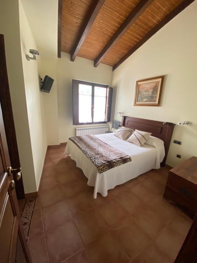 Santa Colomba de las Arrimadas Hotel Rural Monasterio De Ara Mada מראה חיצוני תמונה